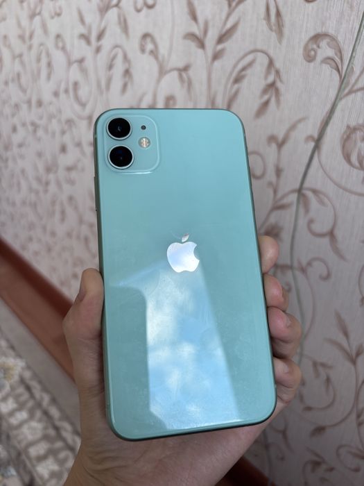 Продам iPhone 11 в идеальном состояний