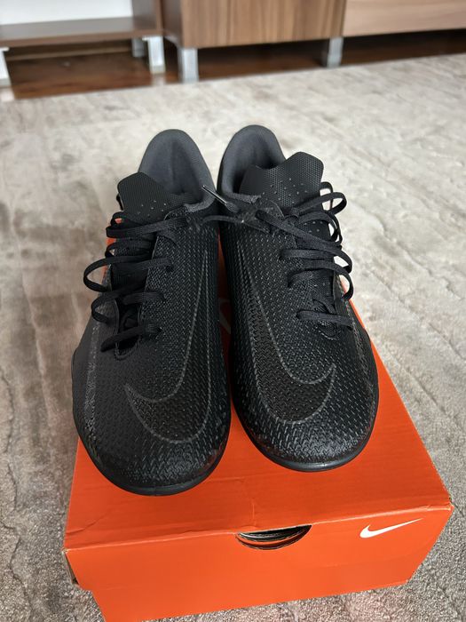 Ghete fotbal nike phantom