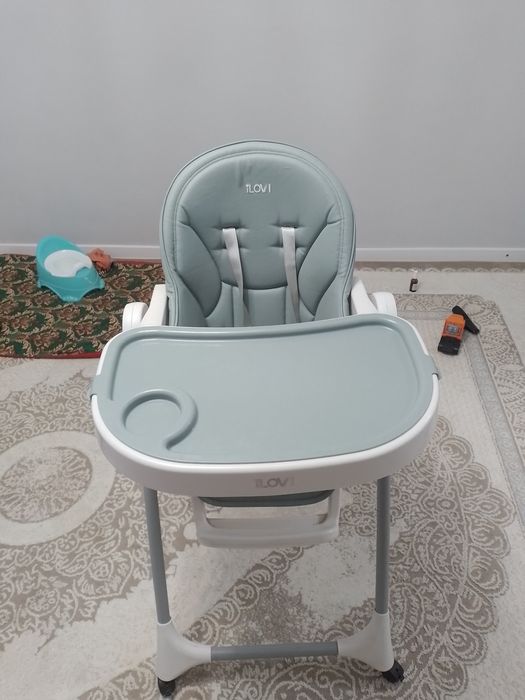 Стол для кормления