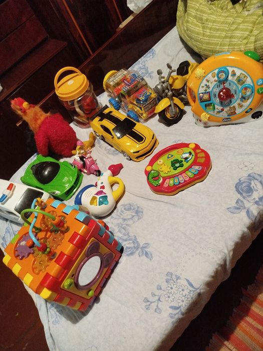 Игрушки музыкальные, трансформеры