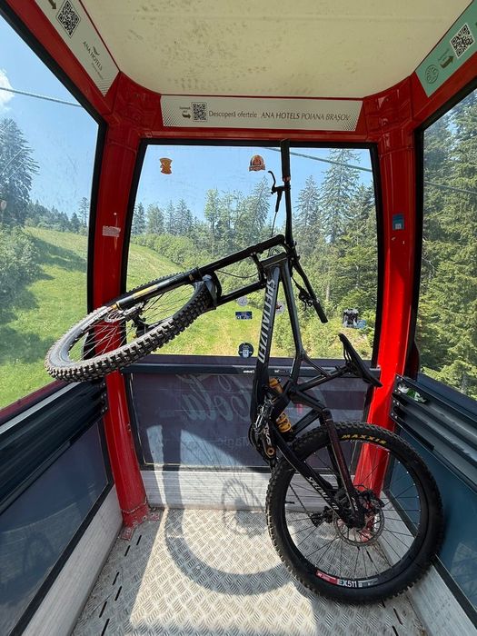 Bicicleta Downhill MTB Specialized Demo Race Ohlins