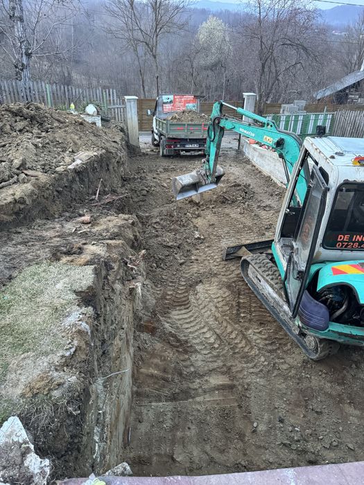 Calcar ,nisip,granit,,pamant,marmura,ridic moluz,piatra decoratica