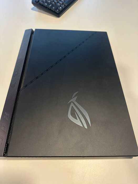 Laptop: Asus Rog Strix G733W_G733ZW 12gen i9 12900H 14 cores, 32GB