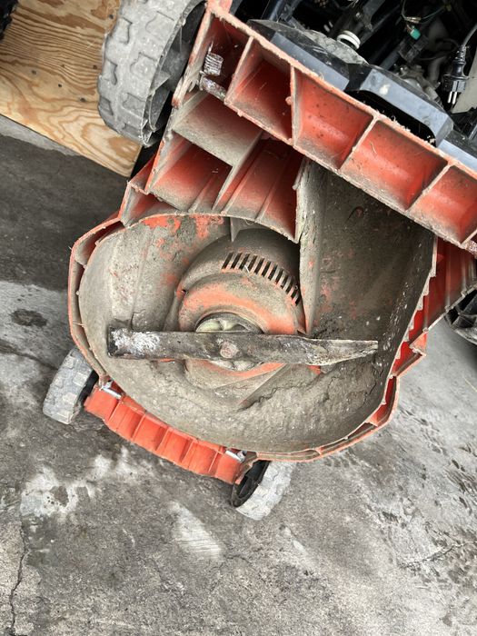 Газонакасилка Pit