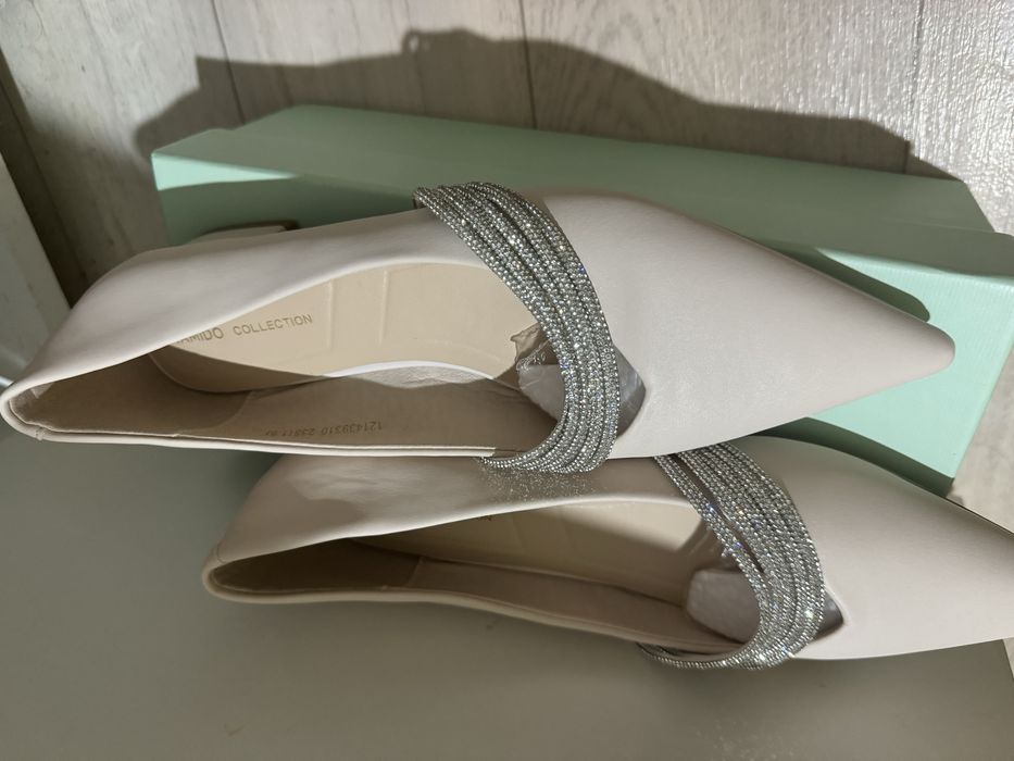 Балетки сатылады