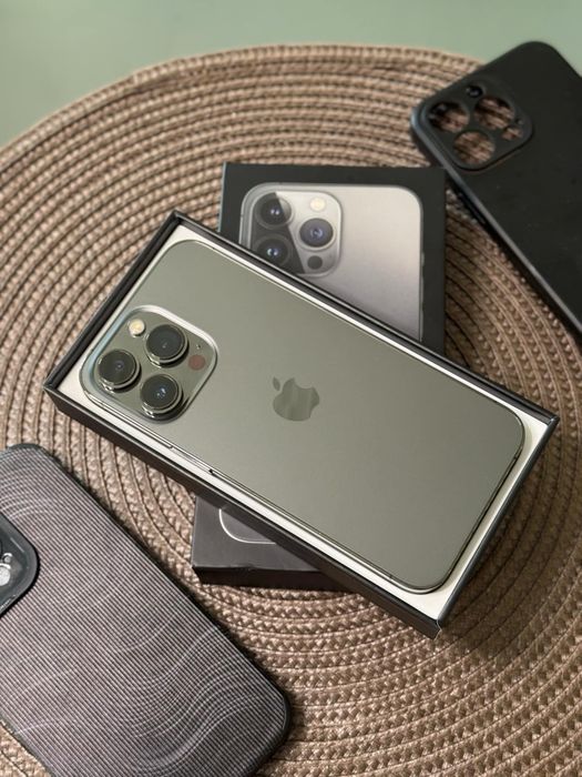 iPhone 13 pro Graphite 256 GB 89% impecabil la cutie + 2 huse