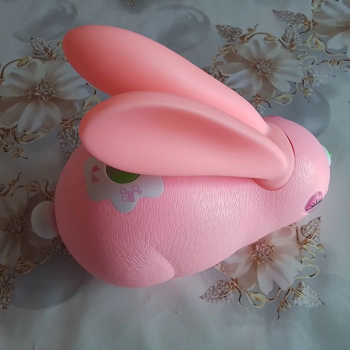 Интерактивная игрушка для маленьких детей.