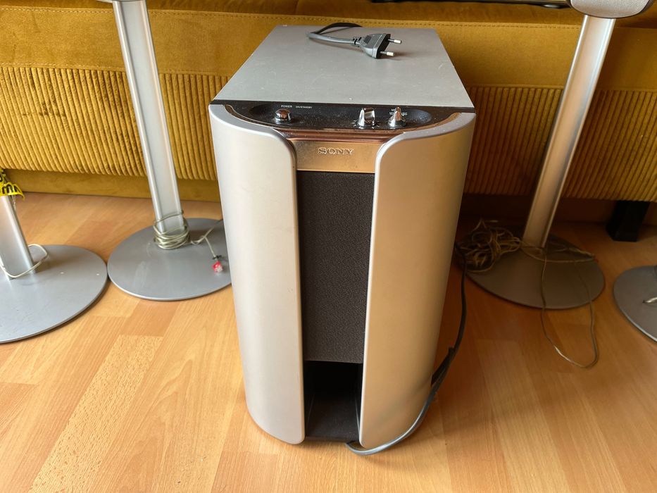 Система за домашно кино Sony DAV SC8