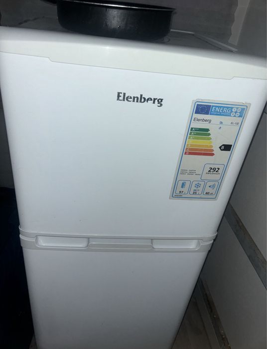 Холодильник Elenberg