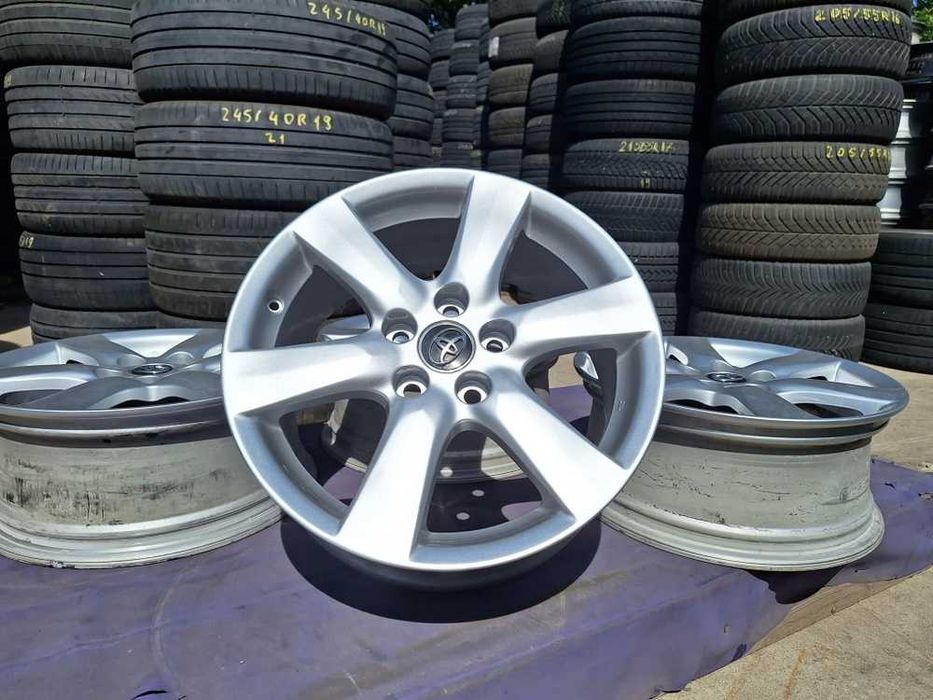 Jante Toyota RAV4 7.0x17 et 45 5x114,3 Originale