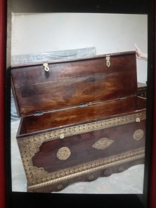 Сундук ручной работы.