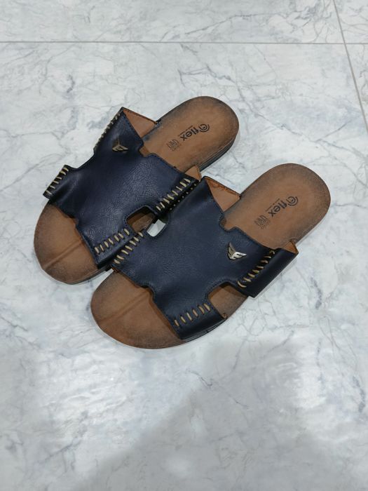 Летние мужские тапочки.