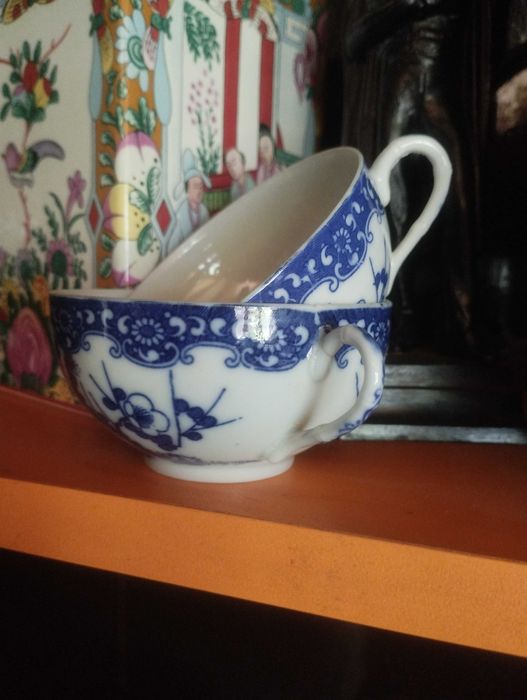 Порцеланови чашки