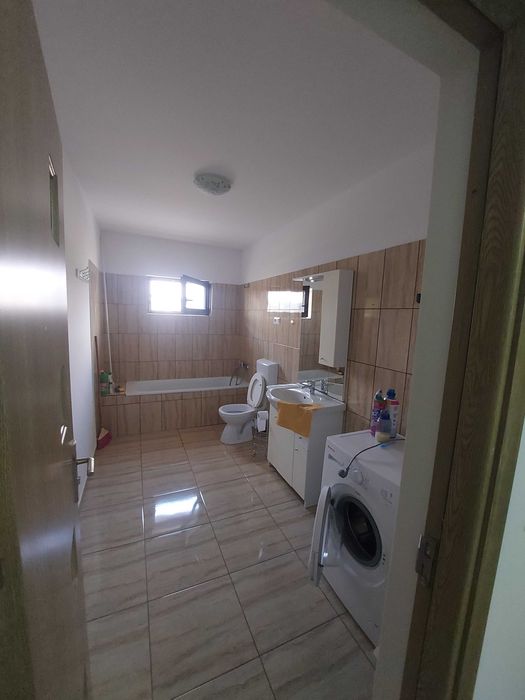 apartament de inchiriat