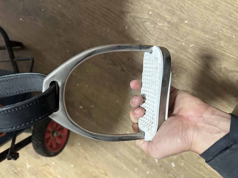 Продаю седло Germida