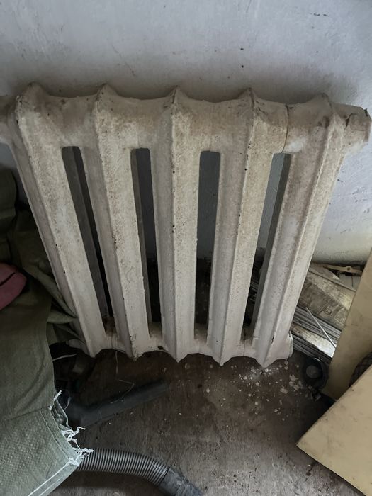 Батарея чугунная