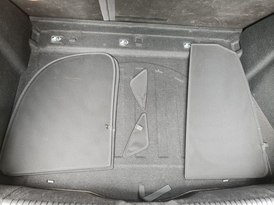 Parasolar geamuri spate Hyundai i30 hatchback[2012-2018]