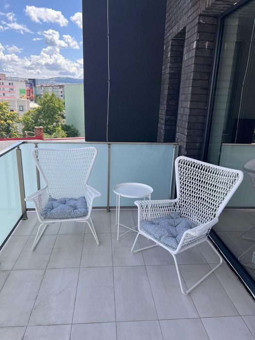 Apartament 2 camere bloc nou,parcare str Decebal