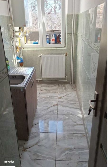 Apartament Craiovita cu centrala 3/4,renovat