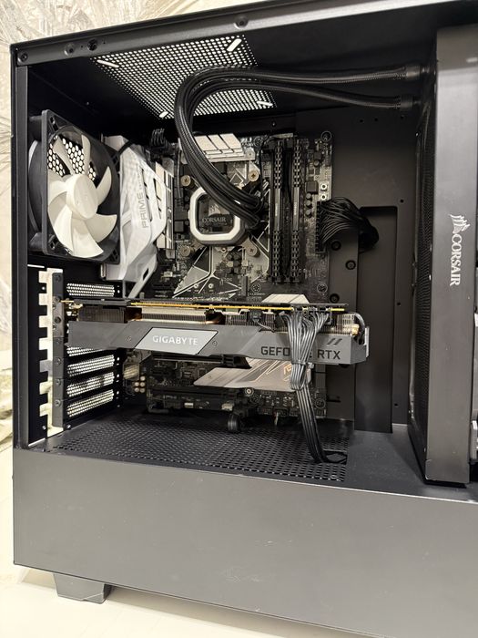 Calculator / Unitate PC Gaming i7, RTX 2080, 16Gb RAM, 250Gb SSD, 2Tb HDD