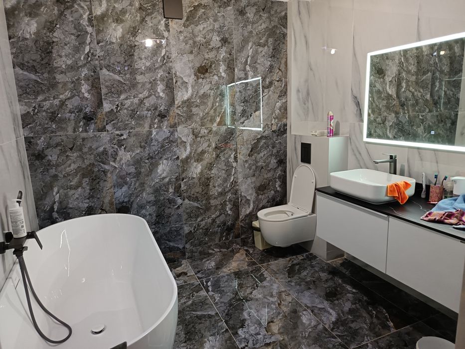 Кафельщика, сантехник,