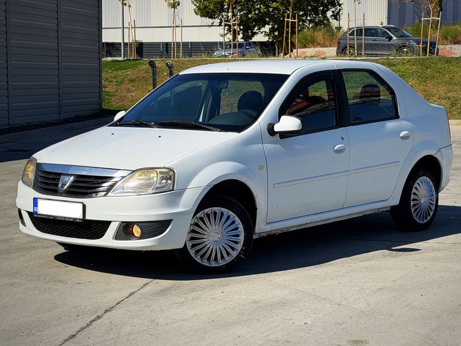 DACIA Logan 2013 — imagine 2