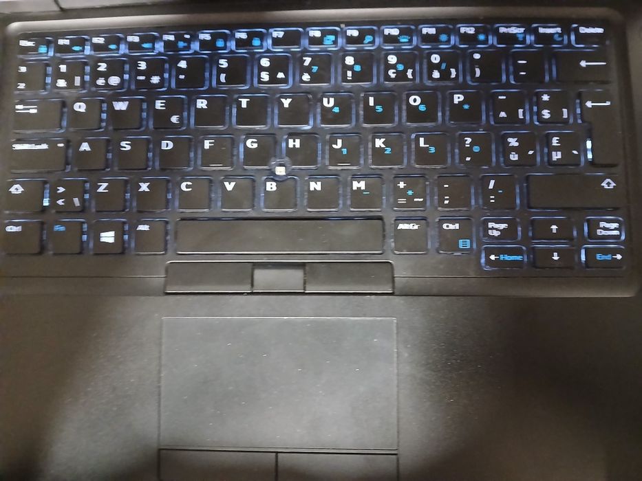 Vand laptoo dell latitude 5490