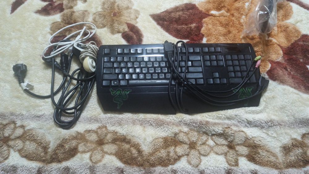 Игровая клавиатура Razer Lycosa