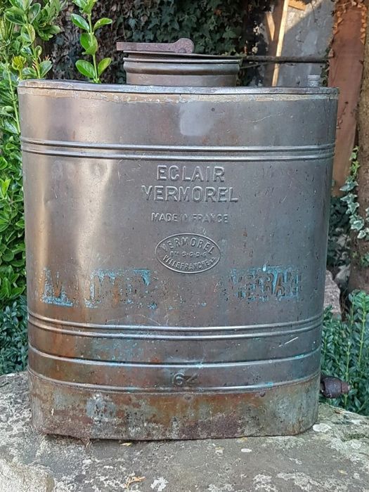 Pompă stropit vermorel