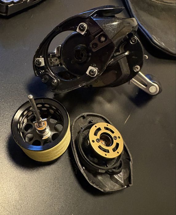 Shimano Aldebaran  mulineta / multiplicator Baitcast / baitcasting