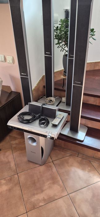 Home Cinema Panasonic SC-HT990 – sistem 5.1, 1000W, DVD, subwoofer