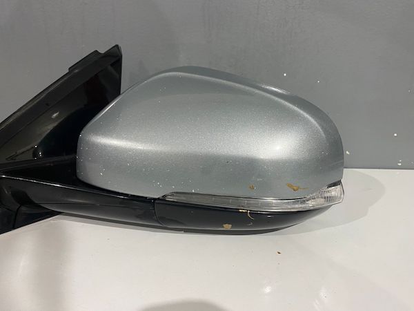 Oglinda stanga electrica cu rabatare bec memorie VOLVO V60 D6 HYBRID 31402610 31402570