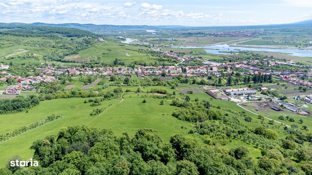 Teren 500 mp in Bradu, Sibiu – 7500 € – Zona linistita, privelis