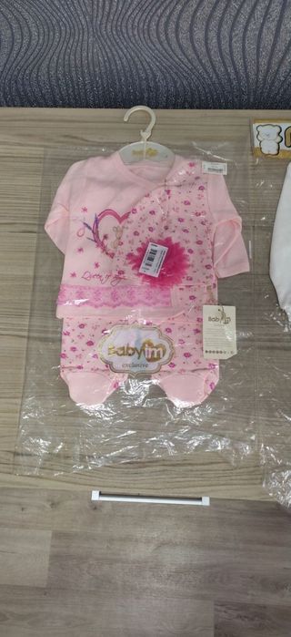 Костюмы для новорождённых (девочка)