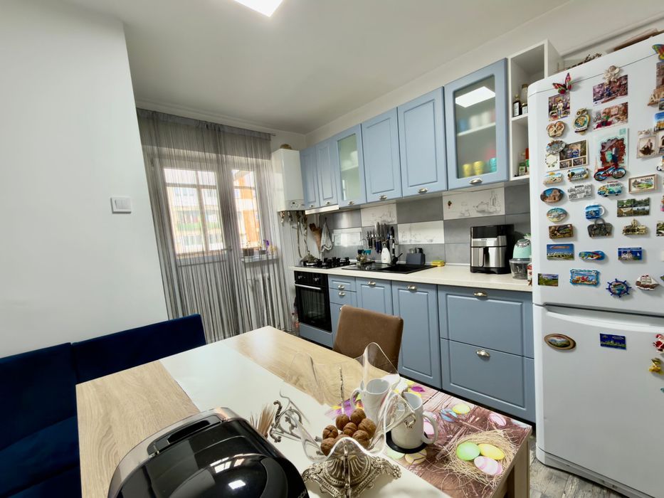 Apartament 2 Camere decomandat, renovat, zona Ciuperca (Str Bibescu)