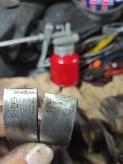 Коленов вал за vw1.4 16w 75hp