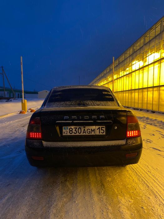 Продам приору 2011