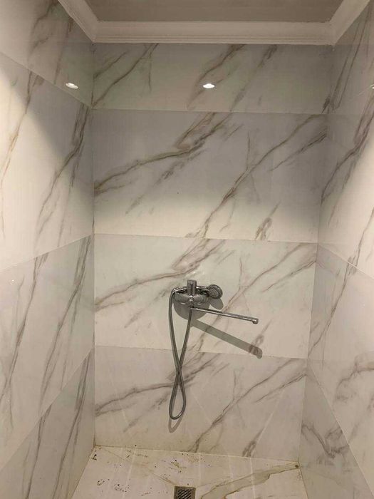 Уй сотилади срочна!!!