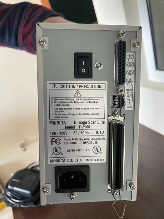 Minolta Dimage Scan Elite F-2900 скенер за 35мм фото филм