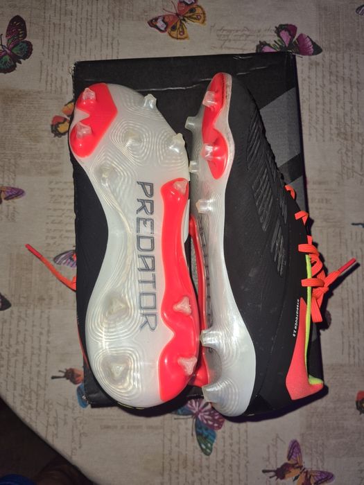 Ghete Adidas Predator Elite