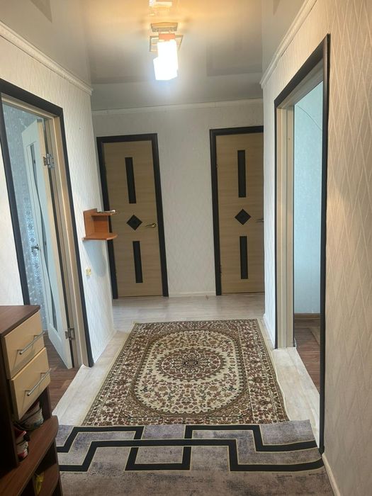 3ком квартира на Кизатова