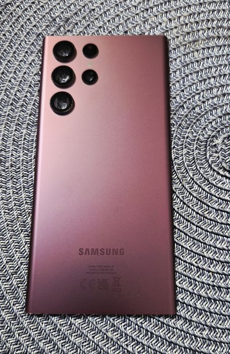 Capac original Samsung S22 Ultra. Aspect impecabil