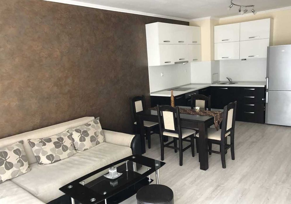 Дава се под наем Двустаен апартамент в Бургас, Меден рудник - зона Б - 60 кв.м за 175 € - Снимка #2