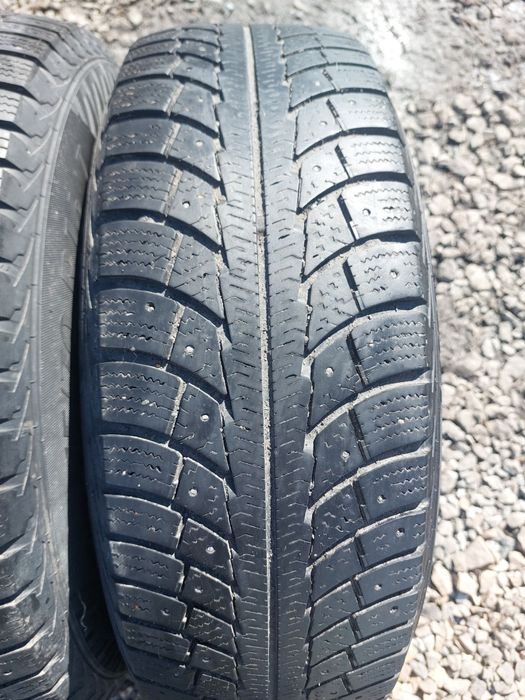 Продам Резину 215 70 Р16