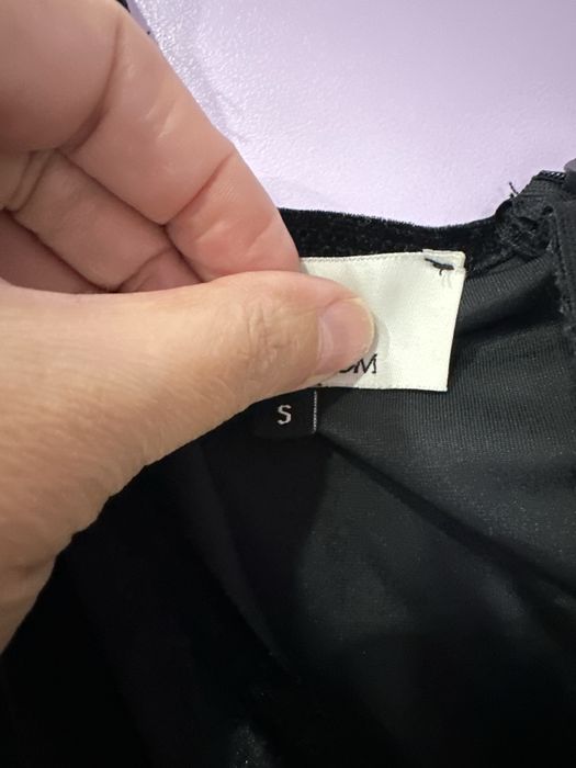 Елегантна  черна къса рокля