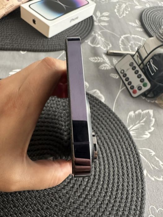 Продавам Iphone 14 pro max 128GB/ deep purple цвят