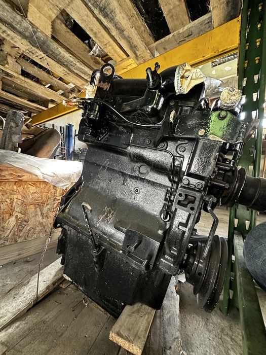 Motor Perkins 3 cilindrii ca nou