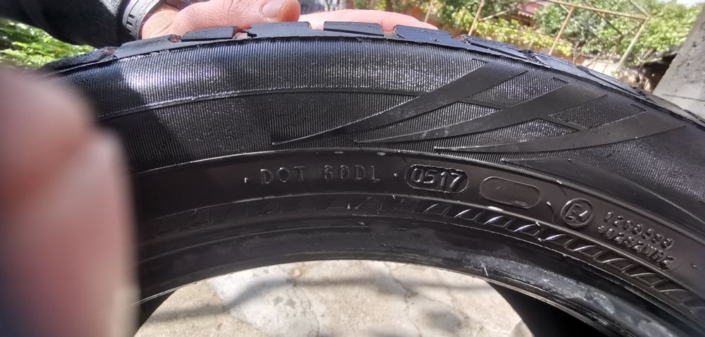 Nokian 255 50 19