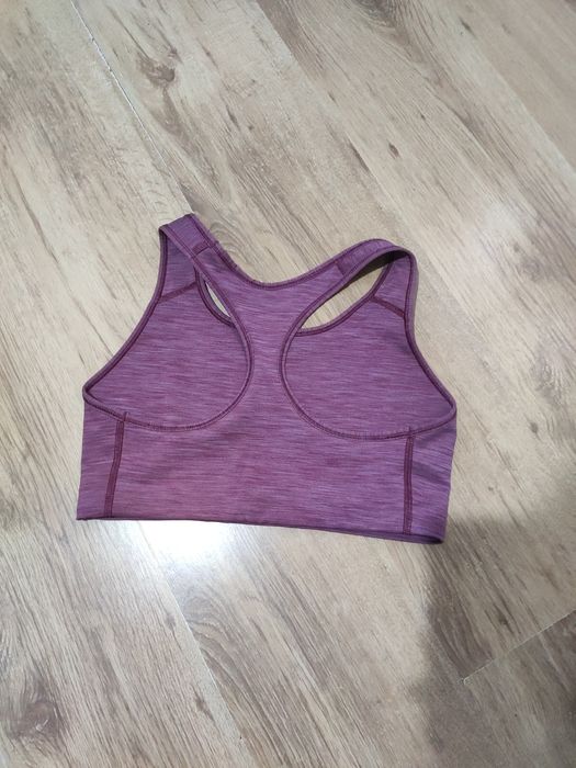 Bustiera Nike mărimea M
