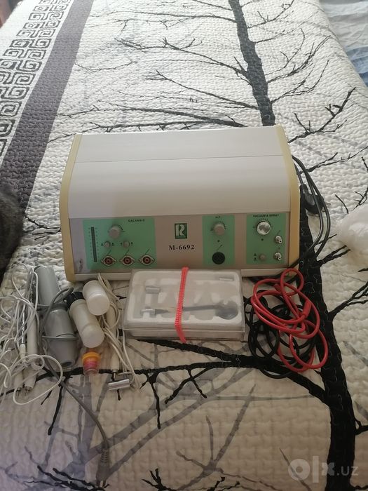 Косметологический комбайн  М-6692